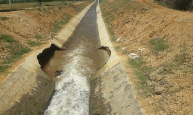 197 கோடி அரசுப் பணம் வேஸ்ட்! மணல் வீடா கட்டியிருக்கீங்க?