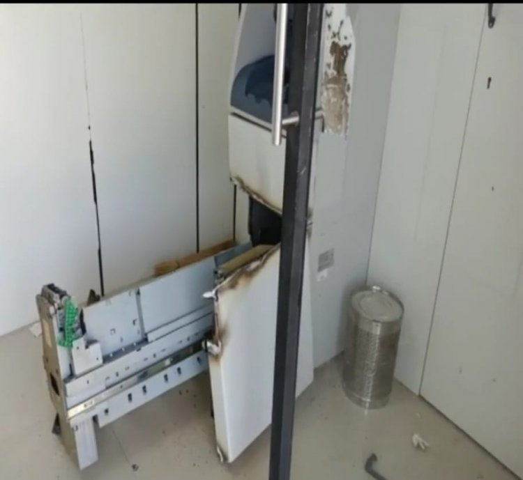 வெல்டிங் இயந்திரம் மூலம் 4.5 லட்ச ரூபாய் கொள்ளை.