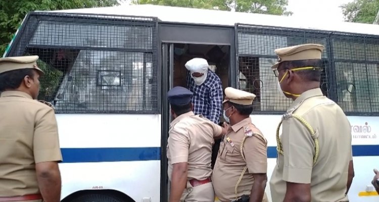 வசிம் அக்ரம் கொலை வழக்கு:- டீல் இம்தியாஸ் உட்பட ஏழுபேரை காவலில் விசாரிக்க மாஜிஸ்த்திரேட்டு அனுமதி!
