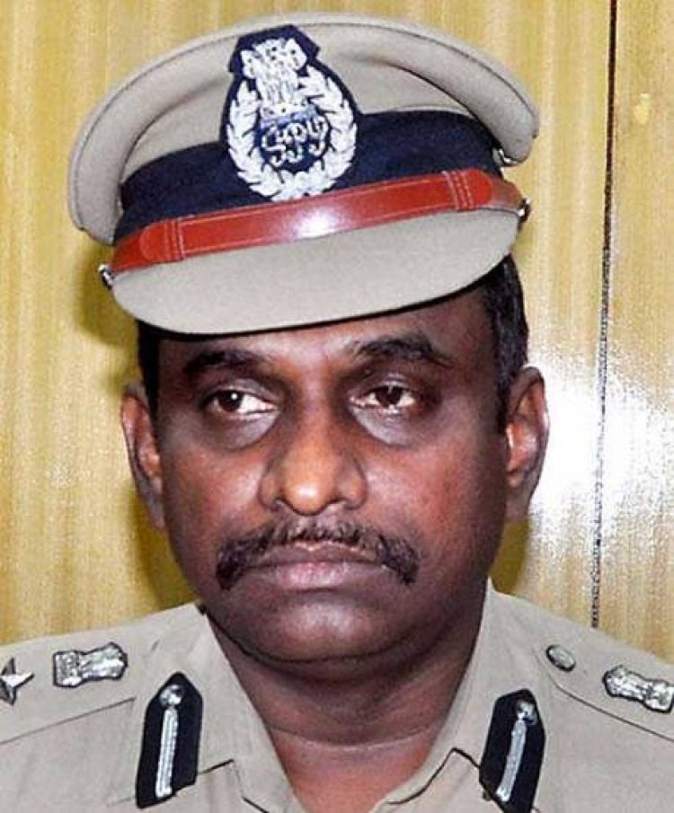ஐ.ஜி முருகன் மீதான பாலியல் வழக்கை தெலுங்கானாவில் விசாரிக்க தேவையில்லை! உச்சநீதிமன்றம் அதிரடி!!