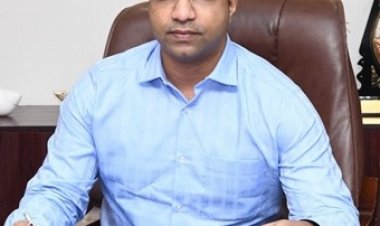 அசுத்த காட்சிகளை கண்டதும் பதறிய கலெக்டர்! உடனடியாக சுத்தம் செய்து அதிரடி!