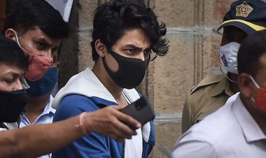 ஷாருக்கான் மகன் ஆர்யனுக்கு சர்வதேச தொடர்பு இல்லை!