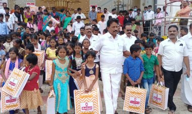 மூன்று மாத ஊதியத்தில் சிறார்களுக்கு துணி மணி! இவரல்லவா எம்.எல்.ஏ.!
