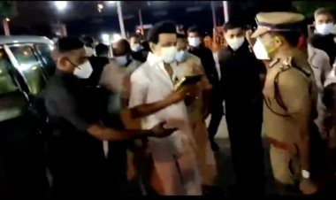 அமைச்சர் காந்தியின் வரவேற்பில் உற்சாகமான முதல்வர் ஸ்டாலின்!