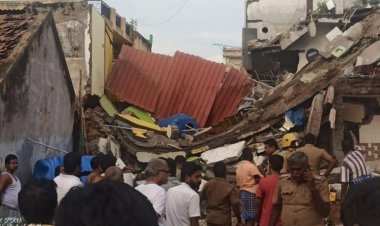 தீயணைப்பு அலுவலர் வீட்டில் சிலிண்டர் வெடிப்பு: 4 பேர் பலி!!