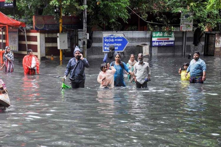 ஓ.. சென்னை மாநகர்! கொட்டிய கோடிகள் என்னாச்சு? மாநில அரசு பொது விடுமுறை அறிவித்தது!