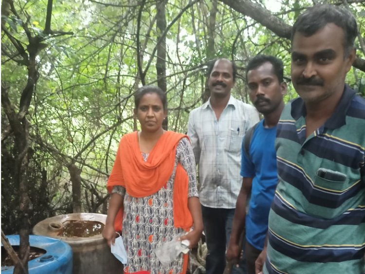 சாராயம் கிடைச்சது...காய்ச்சுபவர்கள் எஸ்கேப்!!