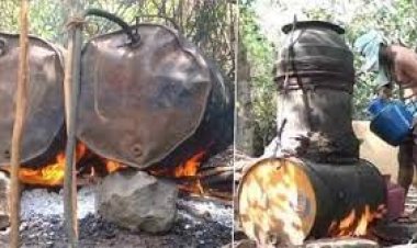 கள்ளச் சாராயத்துக்கு எதிராக மாணவிகள்!