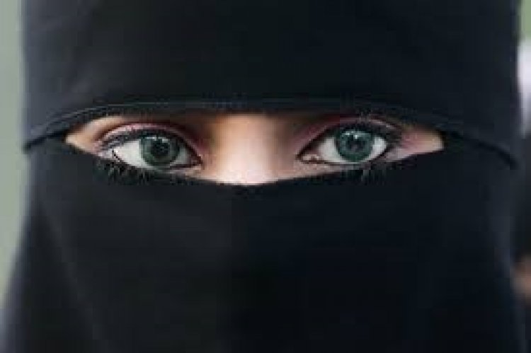 முஸ்லிம் பெண்களை ஏலம் விடும் செயலி! கடும் எதிர்ப்பு!