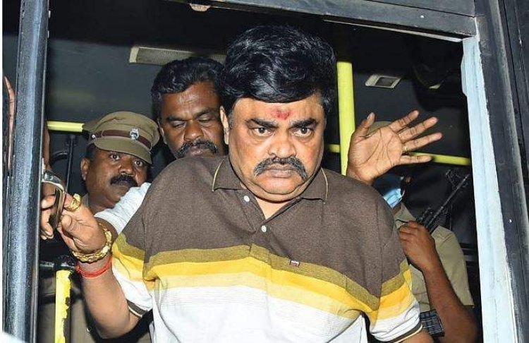 ஜாமின் கிடைக்கப் பெற்ற மு.அமைச்சர் ராஜேந்திர பாலாஜி வெளியில் வருவாரா?