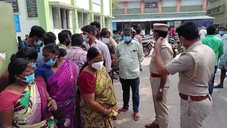 கொரோனா கால உணவகத்துக்கு 28 லட்சம் பாக்கி! போராட்டம்!