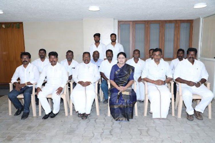 சசிகலாவை சந்தித்த அனைத்து கட்சியினர்!
