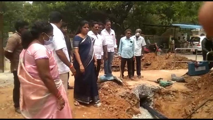 சத்துவாச்சாரி பகுதியில் மாநகராட்சி மேயர்!