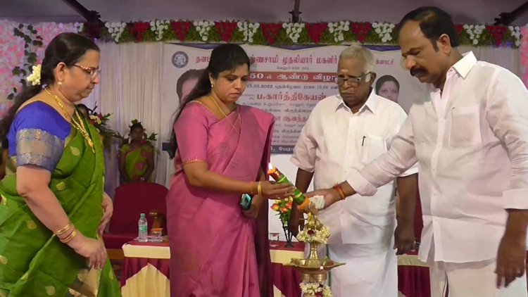 மாணவிகள் தாங்கள் பயின்றி கல்லூரியை மறக்க கூடாது:-எம்.எல்.ஏ.பேச்சு!