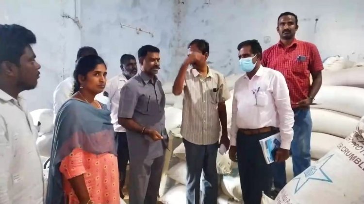 ரேஷன் அரிசி, கோதுமை மாவு பதுக்கல்:-பிடிபட்டவரை சிறைக்கு அனுப்பினர்!