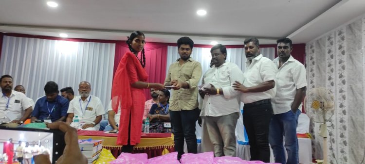 மாணாக்களுக்கு உதவிசெய்த அல்ஃபாத தொண்டு நிறுவனம்!