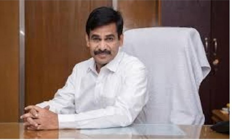 விருதை விரட்டிய தலைமைச் செயலாளர் இறையன்பு!