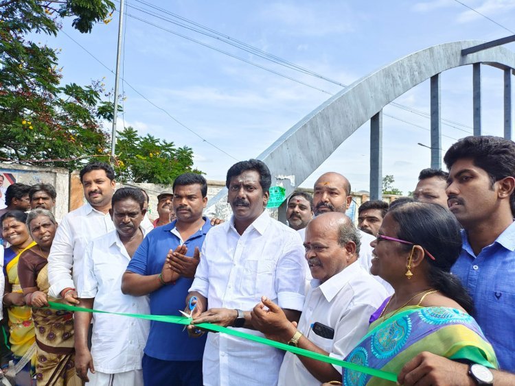 அரசாங்க பாலத்தை திறந்து வைத்த அ.தி.மு.க. மாவட்டச் செயலாளருக்கு ஜாமின் மறுப்பு!
