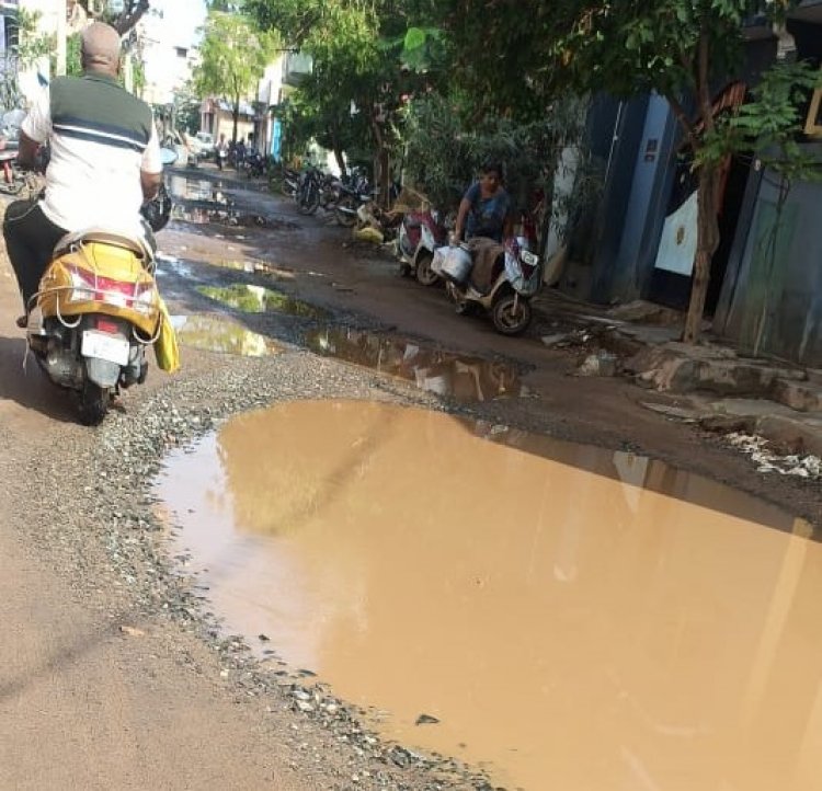ஏம்பா அதிகாரிகளுக்கு சம்பளம் கொடுக்கலையா பாவம்? குழந்தை கேட்கும் கேள்விக்கு என்ன பதில்!