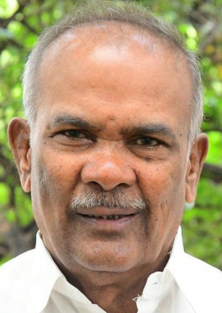 அதிமுகவின் இருதரப்பு கடிதங்களும் நியாயமாக பரிசீலிக்கப்படும்! சபாநாயகர் பேட்டி!