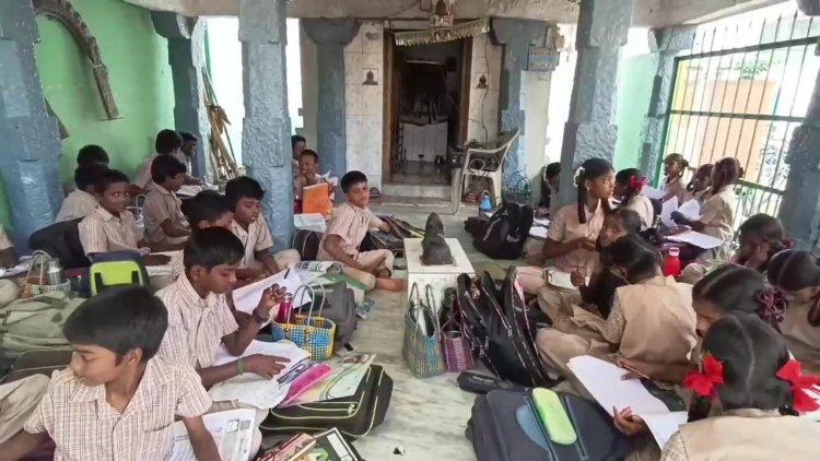 பள்ளிக்கூட வரி பறிப்பதில் இரண்டு ஊராட்சிமன்ற தலைவர்களுக்குள் லடாய்!
