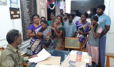 அயல்நாட்டில் இறந்த கணவரை மீட்டு தாங்க! ஆட்சியர் அலுவலகத்தில் கண்ணீர்