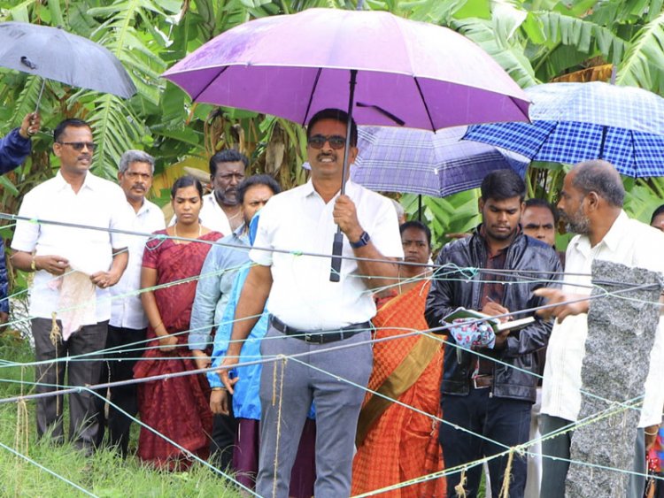 கொட்டும்மழையில் ஆய்வுகளை நடத்திய வேலூர் கலெக்டர் பெ.குமாரவேல் பாண்டியன்!