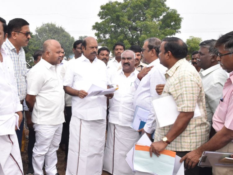தமிழக அரசின் அழுத்தம் காரணமாக சுங்கசாவடி கட்டணம் 40 சதவிகிதம் குறைப்பு! அமைச்சர் எ.வ.வேலு பேட்டி!