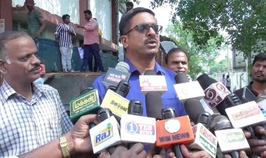 திருட்டு மணல் பதுக்கல் குடோனாக மாறிய அரசு பள்ளிக்கூடம்! ஆட்சியர் நடவடிக்கை!