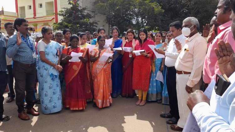 குழந்தை திருமணத்தை தடுப்போம்:- ஆட்சியர் துவங்கிவைத்த பேரணி!
