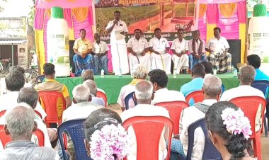 யூரியாவுக்கும் கலைநிகழ்ச்சிதான்!