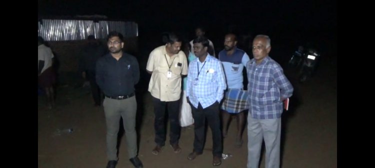 கல்குவாரியில் ரேஷன் அரிசி பதுக்கல் கண்டுபிடிப்பு!