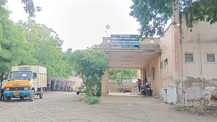 மாவட்ட மேலாளர் இல்லாமல் தள்ளாடும் தேனி டாஸ்மாக்!