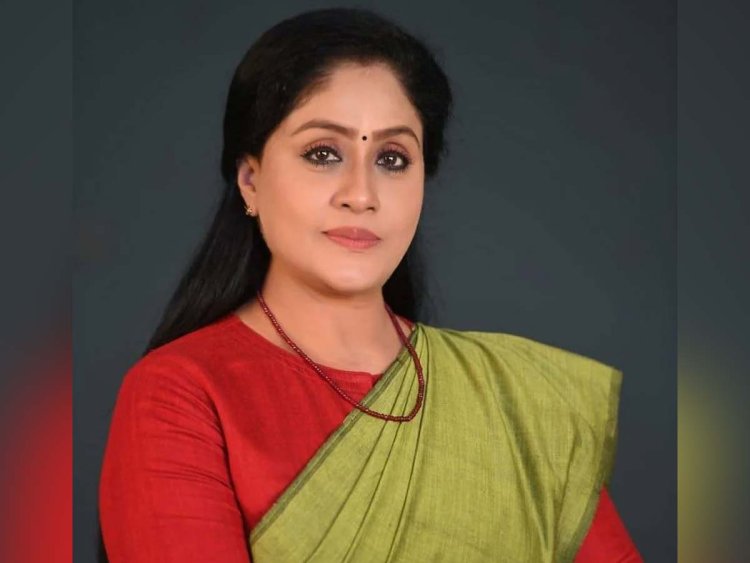 ச்சே!!என்னமா ஆபாசம்! கொதிக்கும் நடிகை விஜயசாந்தி!