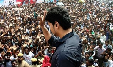 அம்பேத்கர் சிலைகளுக்கு மரியாதை:- அப்படின்னா என்ன பண்ண போகிறார் நடிகர் விஜய்!