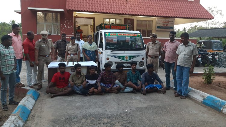 விரட்டி விரட்டி வெட்டப்பட்ட கிராம மக்கள்! இருபிரிவினருக்குள் கலவர அபாயம்!