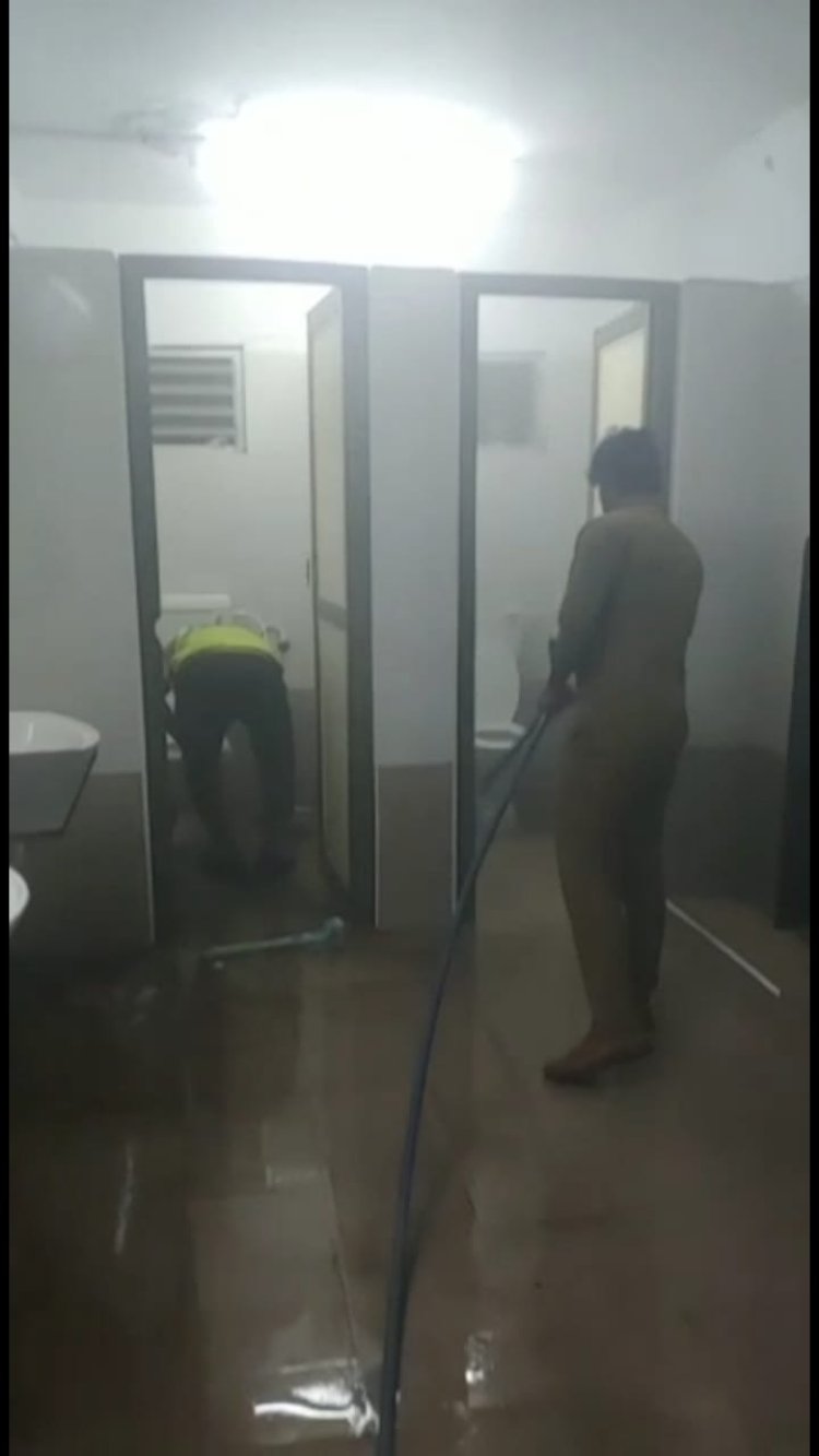 செய்தியாளர்களுக்கு சுகாதாரம் ஏற்படுத்திய ஆட்சியர்!