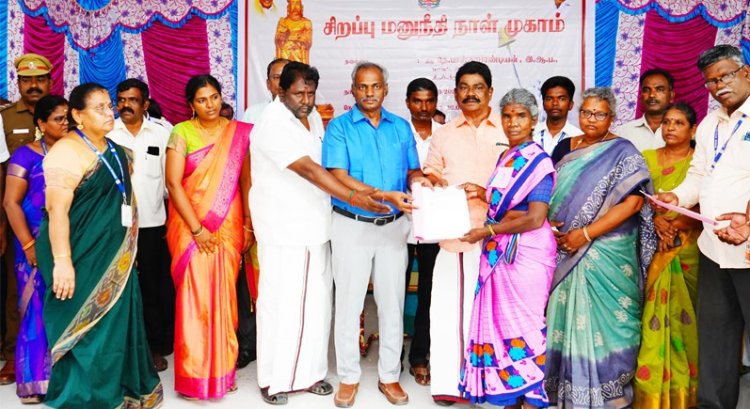 தனியார் பள்ளிகளில் பிள்ளைகளை சேர்ப்பதைவிட அரசு பள்ளிகளில் சேருங்கள்! ஆட்சியர் பாஸ்கரபாண்டியன் பேச்சு!