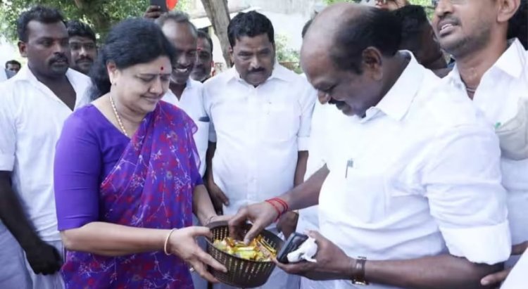 எடப்பாடிக்கு திகில் கொடுக்கும் வைத்திலிங்க வீட்டு திருமண விழா!