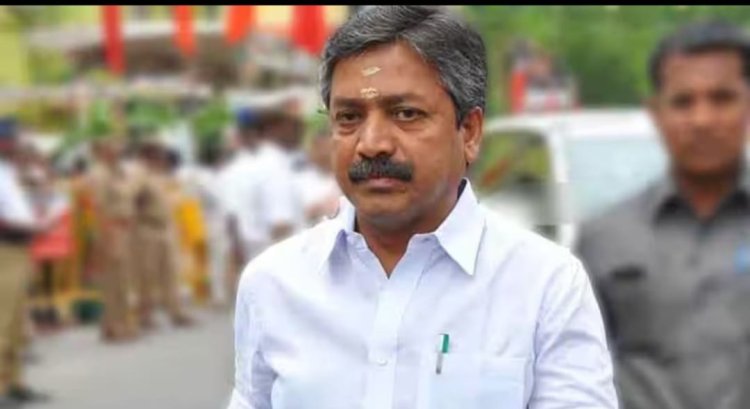 அதிமுக எம்.பி. சி.வி.சண்முகத்துக்கு நெஞ்சு வலி! அப்போலாவில் அட்மிட்!