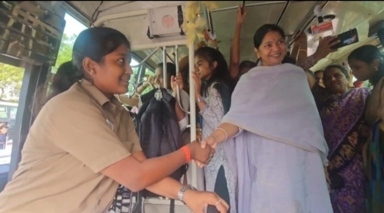 கனிமொழியை பேருந்தில் அமரவைத்த பெண் ஓட்டுநர் டிஸ்மிஸ்!