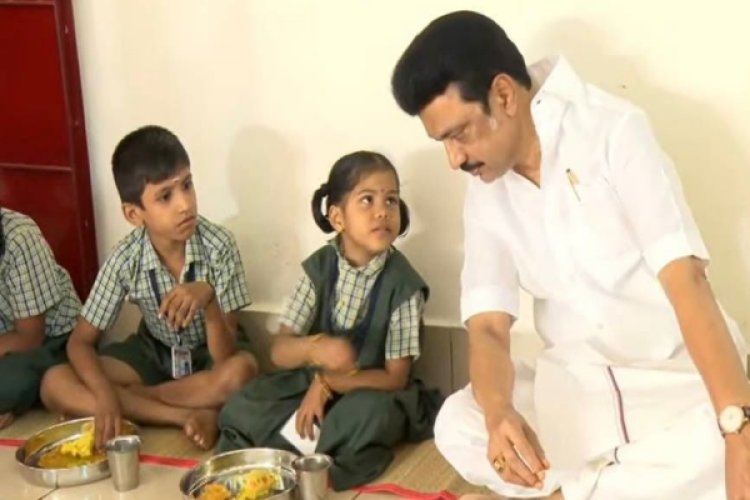 உப்புமாவுடன் சிறுதானிய உணவு! பள்ளி குழந்தைகளுக்கு புதிய லிஸ்ட்டை வெளியிட்ட அரசு!