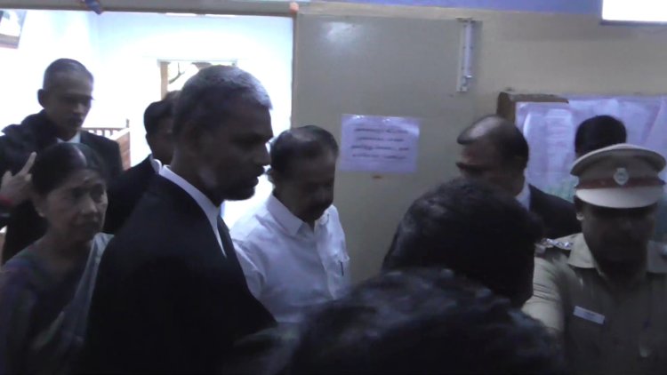 அமைச்சர் பொன் முடியும் மனைவியும் விடுதலை! லஞ்ச ஒழிப்பு பிரிவு பதிவு செய்து வழக்கு புஸ்வானம் ஆனது