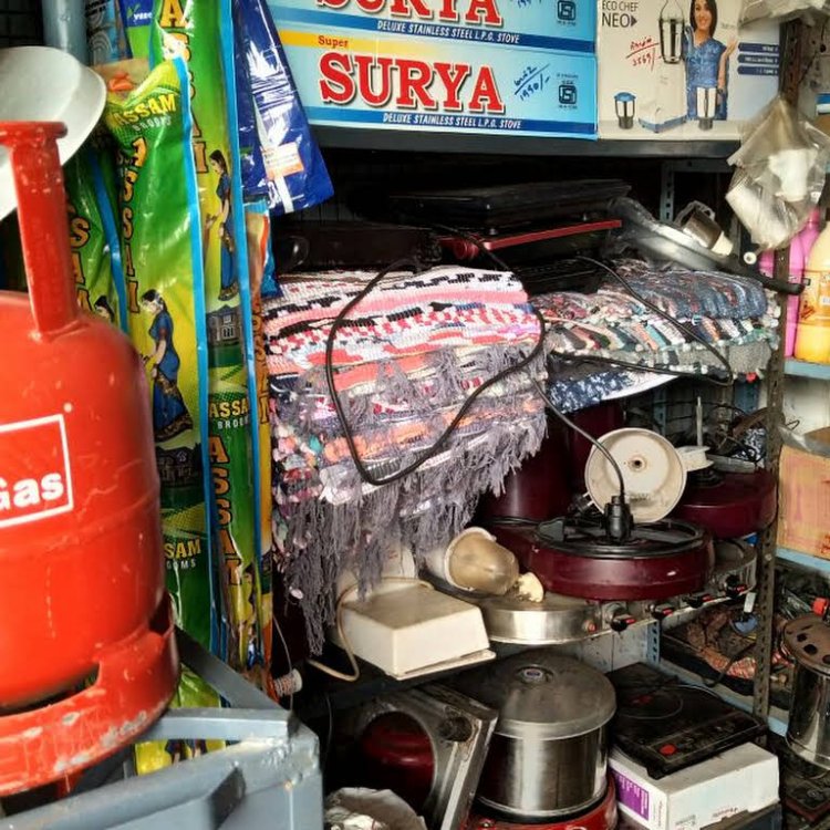 உயிருடன் விளையாடும் வியாபாரிகள்! வேடிக்கை பார்க்கும் அதிகாரிகள்!!