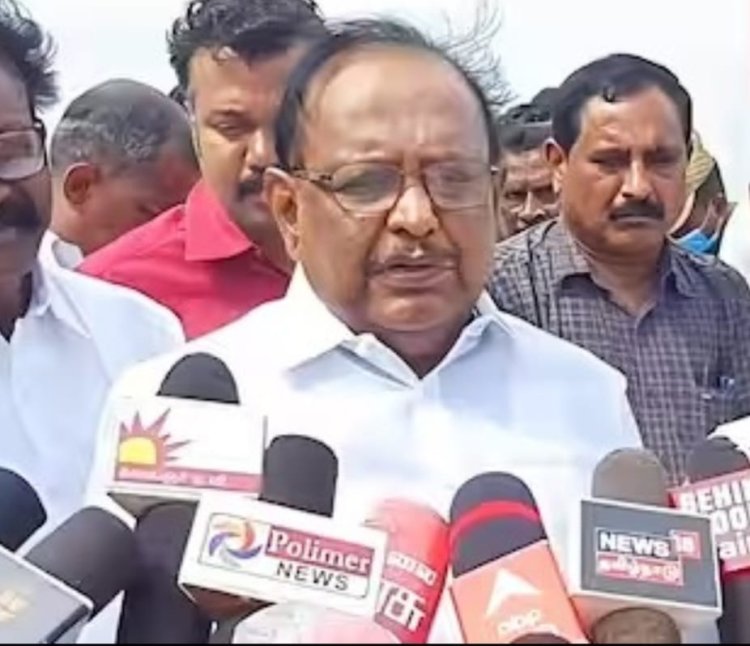 முன்னாள் அமைச்சர்களை ஆளுநர் ரவி காப்பாற்றுகிறார்! அமைச்சர் ரகுபதி பரபரப்பு பேட்டி!