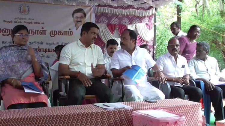 அதிகாரிகள் மக்கள் பணியை சரியாக செய்வது கிடையாது! தொடர்ந்தால்....கலெக்டர் எச்சரிக்கை!