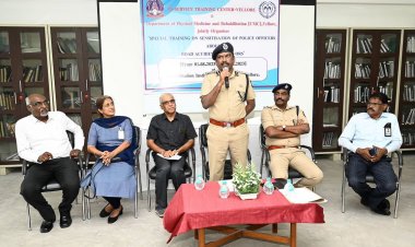 விபத்தில் சிக்குபவர்களை போக்குவரத்து காவலர்கள் சந்திக்கனும்! டிஐஜி தலைமையில் கூட்டம்!