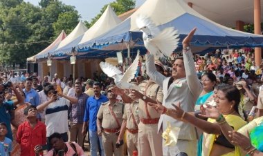 கோட்டையில் கொடியேற்றிய வேலூர் கலெக்டர்!