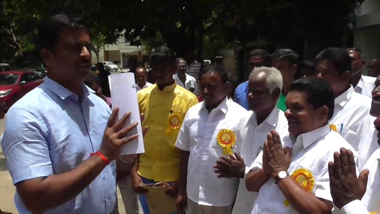 அரசாணை 15/22 அமுல்படுத்த மாவட்ட ஆட்சியரிடம் முத்திரையர்கள் மனு!