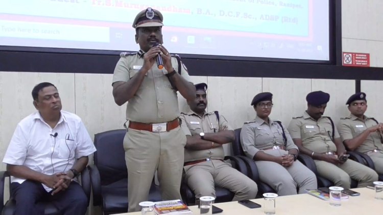 காவல் நிலையங்களில் பதிவேடுகள் சரிவர பராமரிக்கபடுவதில்லை! மன வேதனையை தருகிறது என வேலூர் டி.ஐ.ஜி பேச்சு!